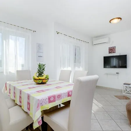 Double N Apartment