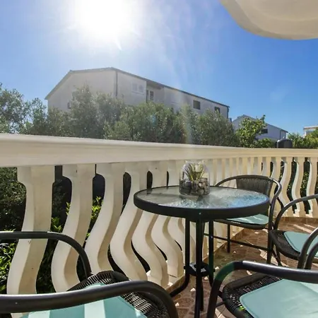 Double N Apartment Srima
